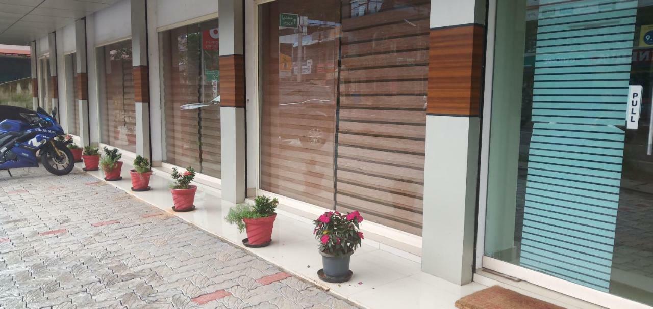 Brindavan Residency Ettumanoor Екстер'єр фото